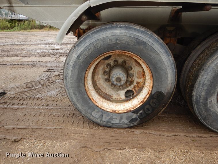 image for item FU9534 1975 Walker tank trailer