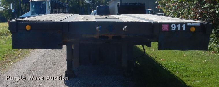 image for item FU9553 2004 Doonan 482DB14B drop deck trailer