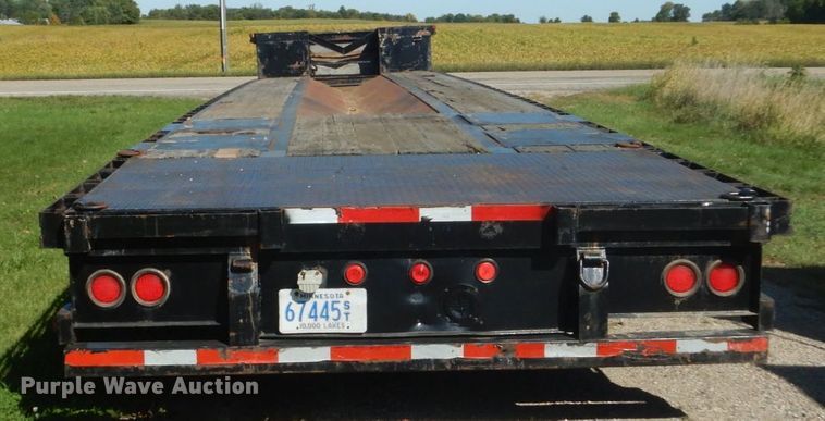 image for item FU9553 2004 Doonan 482DB14B drop deck trailer
