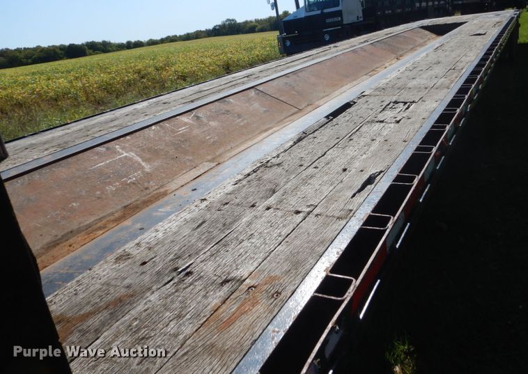 image for item FU9553 2004 Doonan 482DB14B drop deck trailer