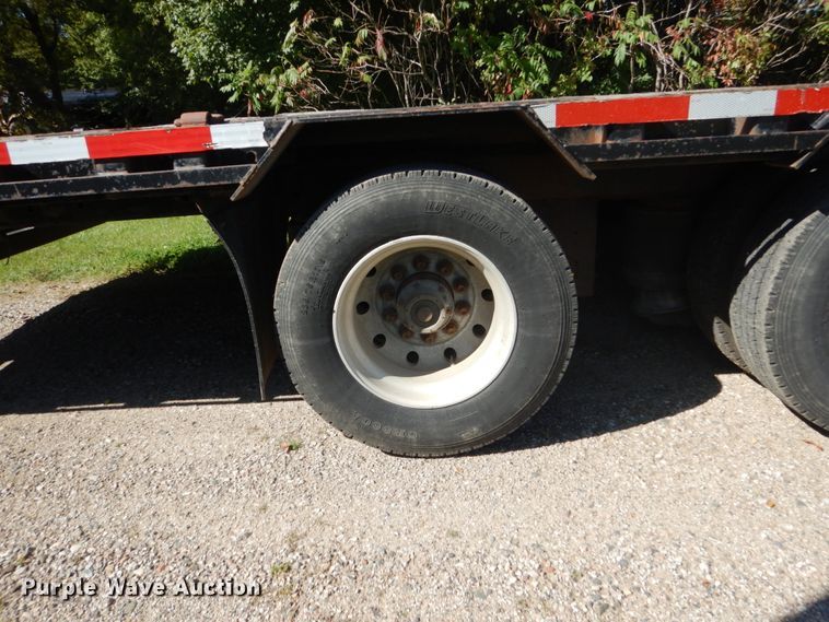 image for item FU9553 2004 Doonan 482DB14B drop deck trailer