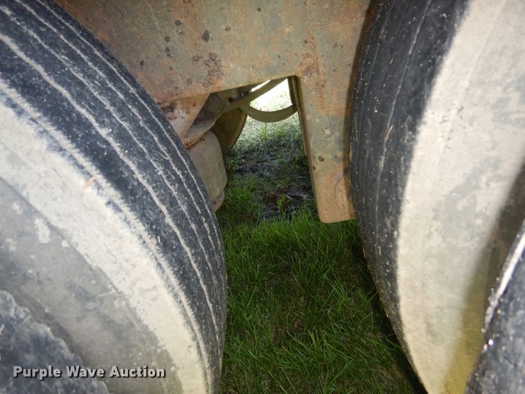 image for item FU9554 1992 golf cart carrier trailer