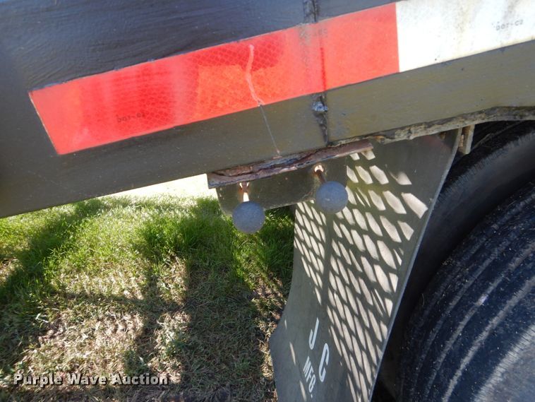 image for item FU9554 1992 golf cart carrier trailer