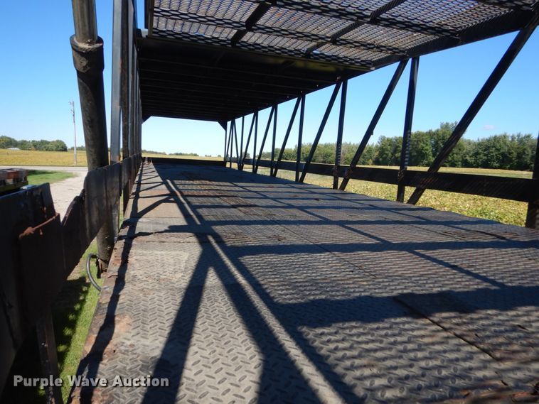 image for item FU9554 1992 golf cart carrier trailer