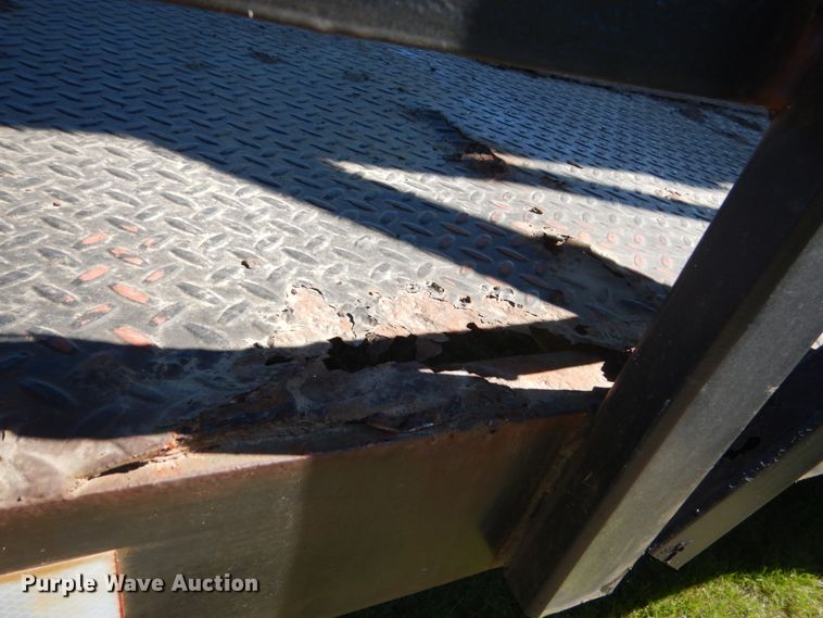 image for item FU9554 1992 golf cart carrier trailer