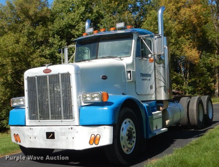 image for item FU9556 1997 Peterbilt 377 semi truck