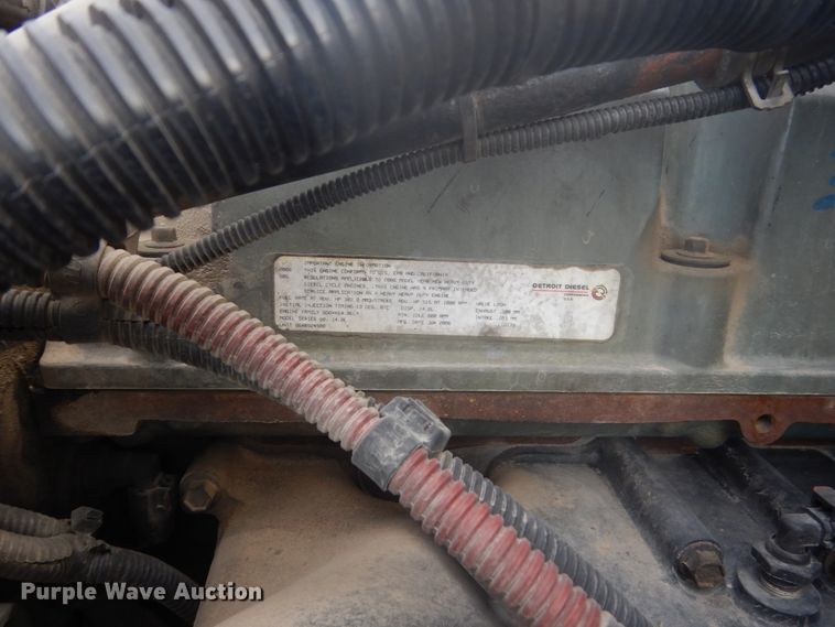 image for item FU9566 2007 Freightliner Columbia semi truck