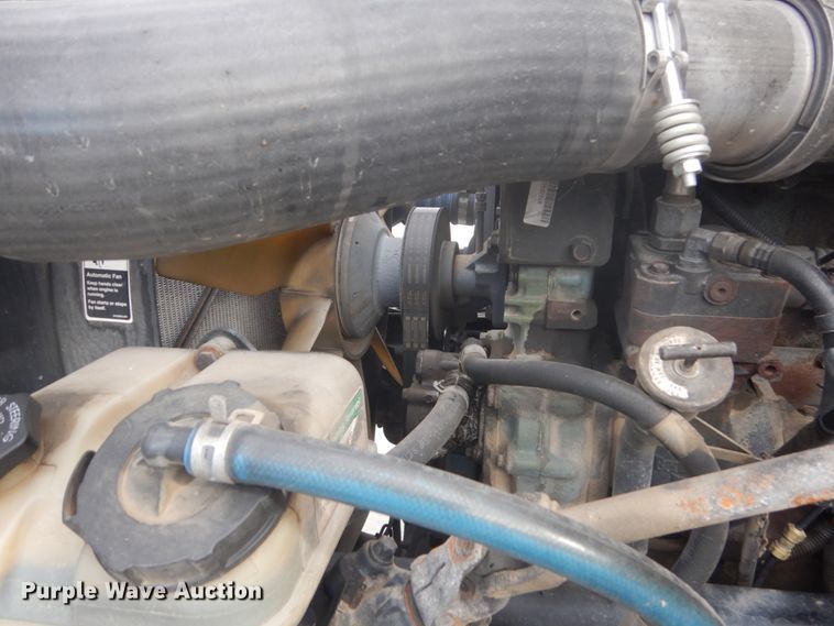 image for item FU9566 2007 Freightliner Columbia semi truck