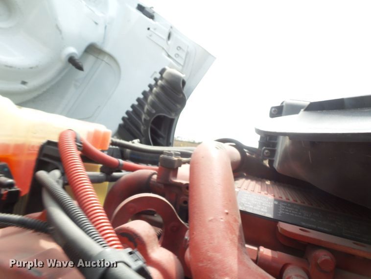 image for item GC9034 2015 Freightliner Cascadia semi truck