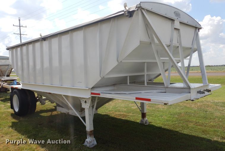 image for item GI9263 1974 Doonan single hopper bottom grain trailer