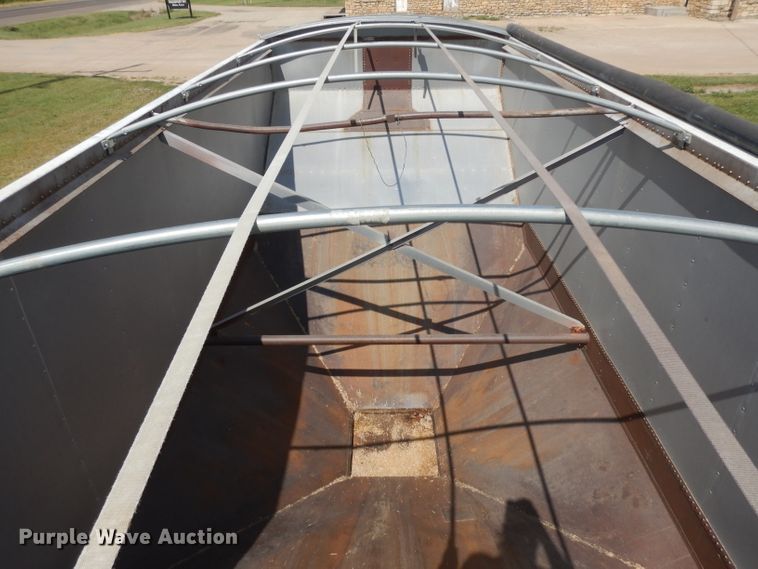 image for item GI9263 1974 Doonan single hopper bottom grain trailer