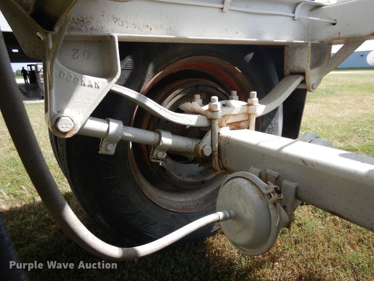 image for item GI9263 1974 Doonan single hopper bottom grain trailer