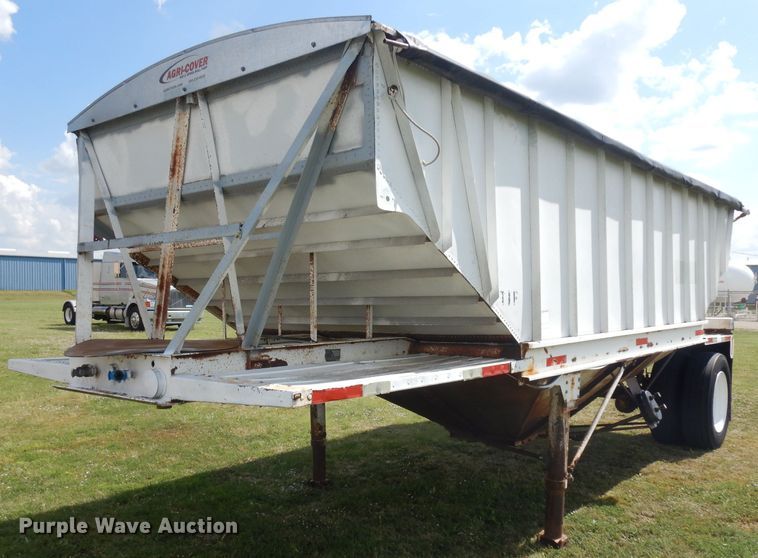 image for item GI9264 1978 Doonan single hopper bottom grain trailer
