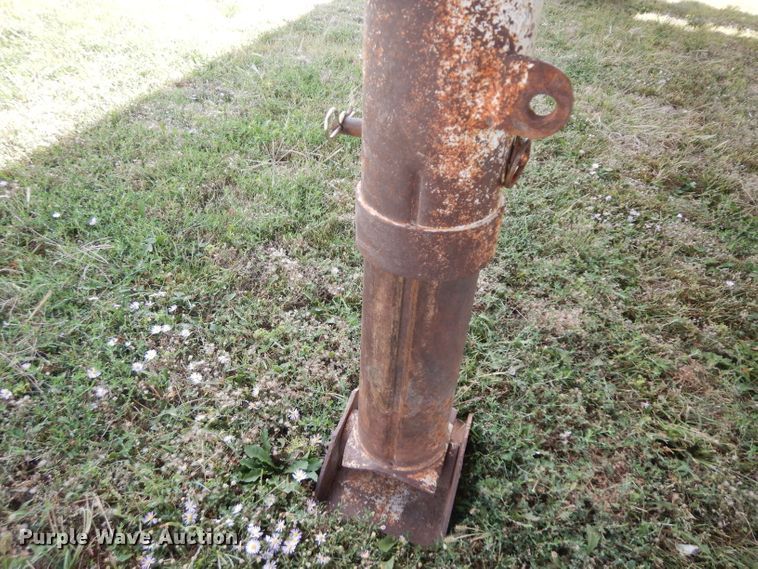 image for item GI9264 1978 Doonan single hopper bottom grain trailer