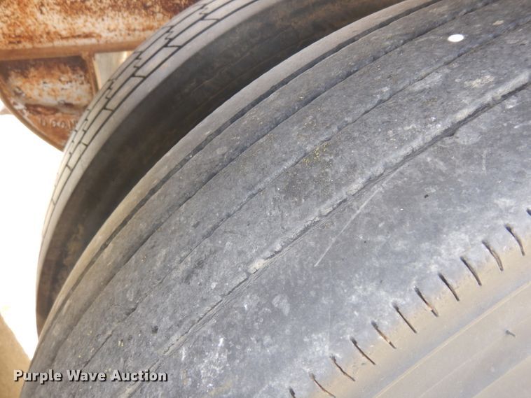 image for item GI9264 1978 Doonan single hopper bottom grain trailer