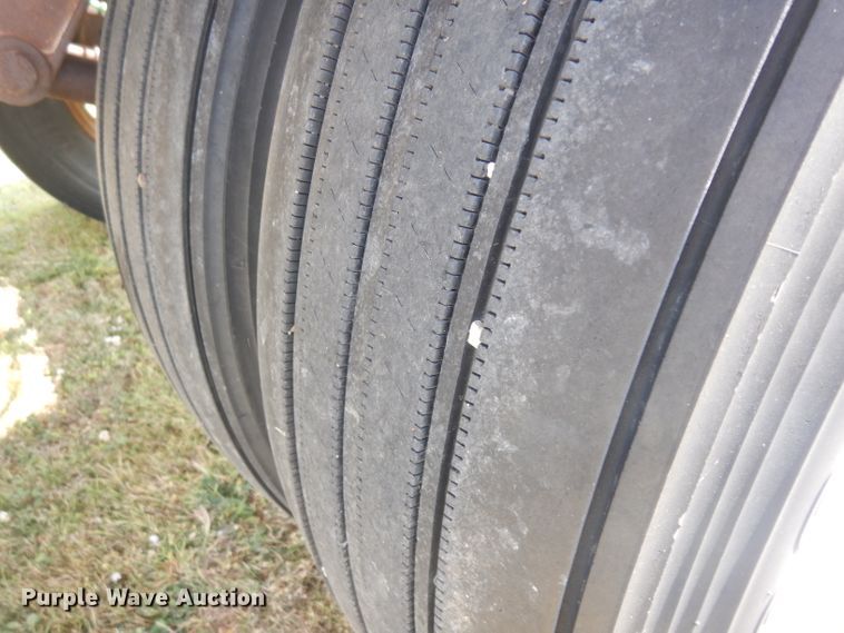 image for item GI9264 1978 Doonan single hopper bottom grain trailer