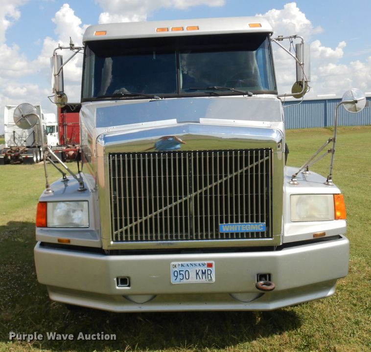 image for item GI9266 1994 White GMC WIA semi truck