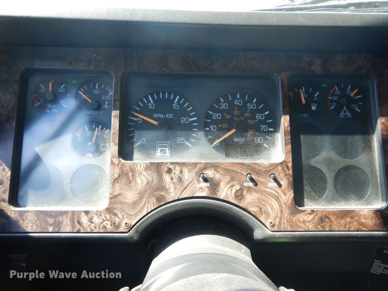 image for item GI9266 1994 White GMC WIA semi truck