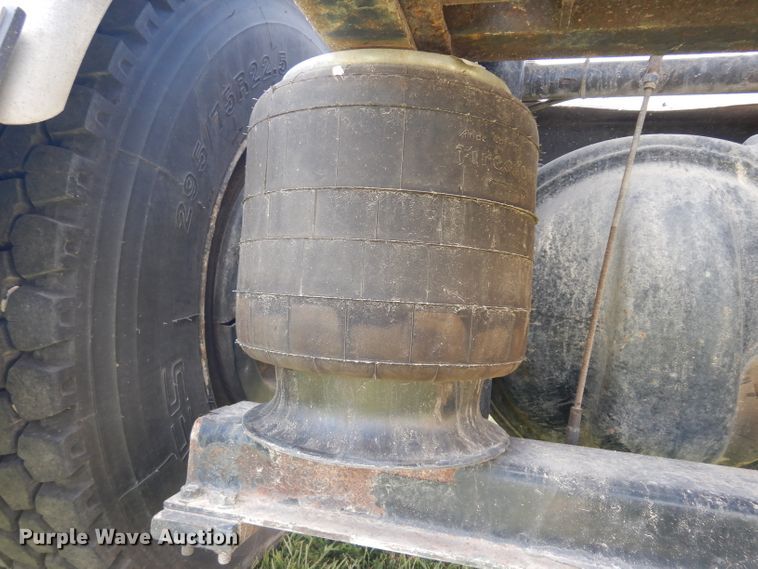 image for item GI9266 1994 White GMC WIA semi truck