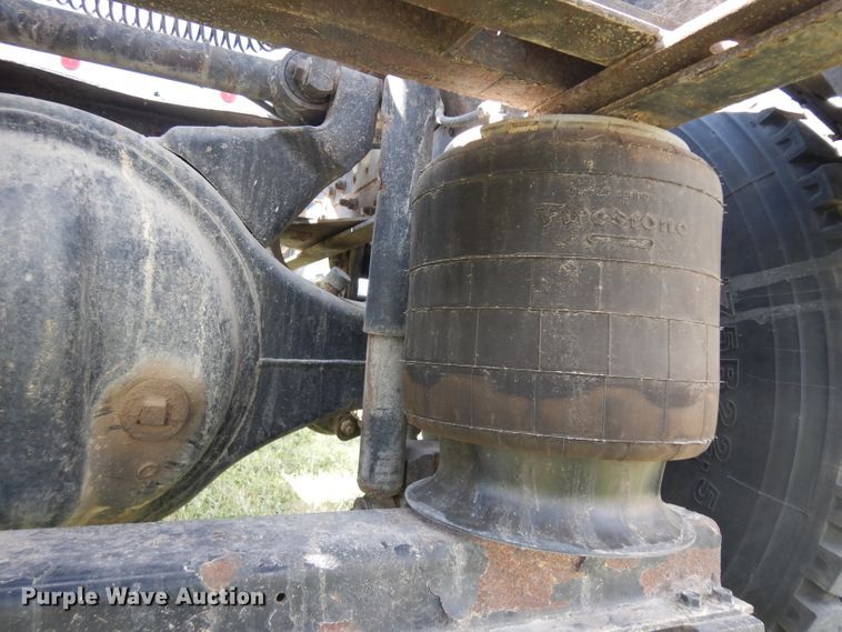 image for item GI9266 1994 White GMC WIA semi truck