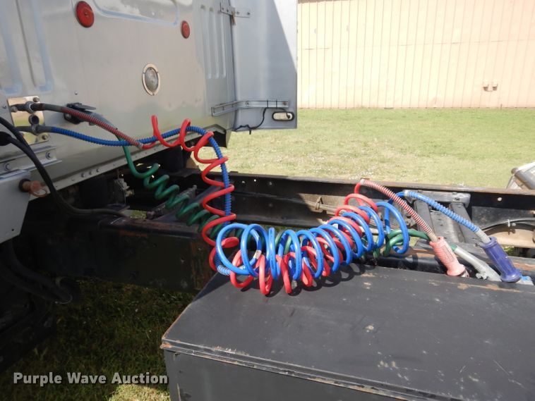 image for item GI9266 1994 White GMC WIA semi truck