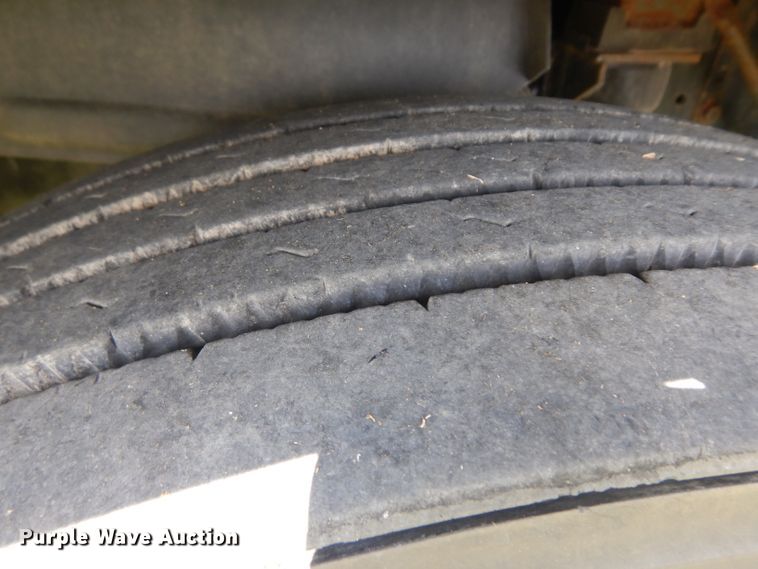 image for item GI9266 1994 White GMC WIA semi truck