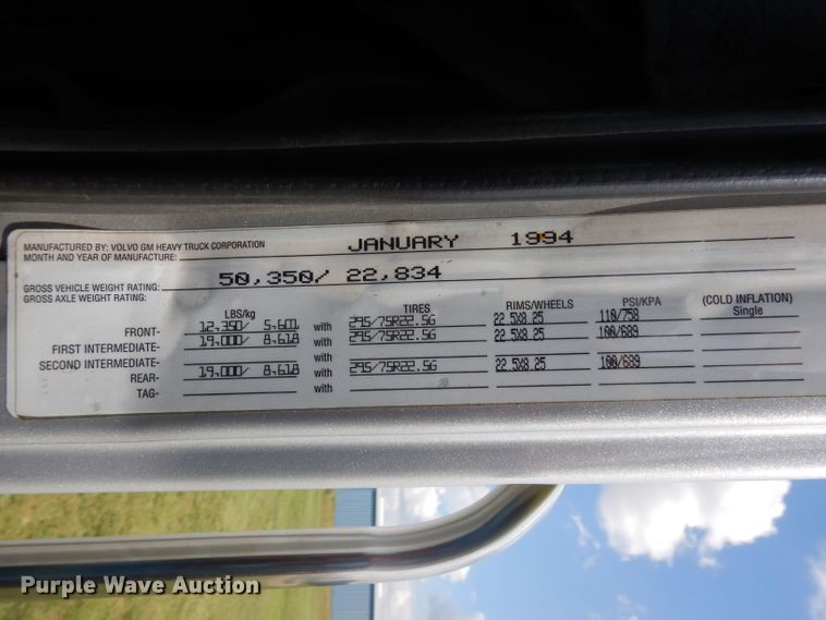 image for item GI9266 1994 White GMC WIA semi truck