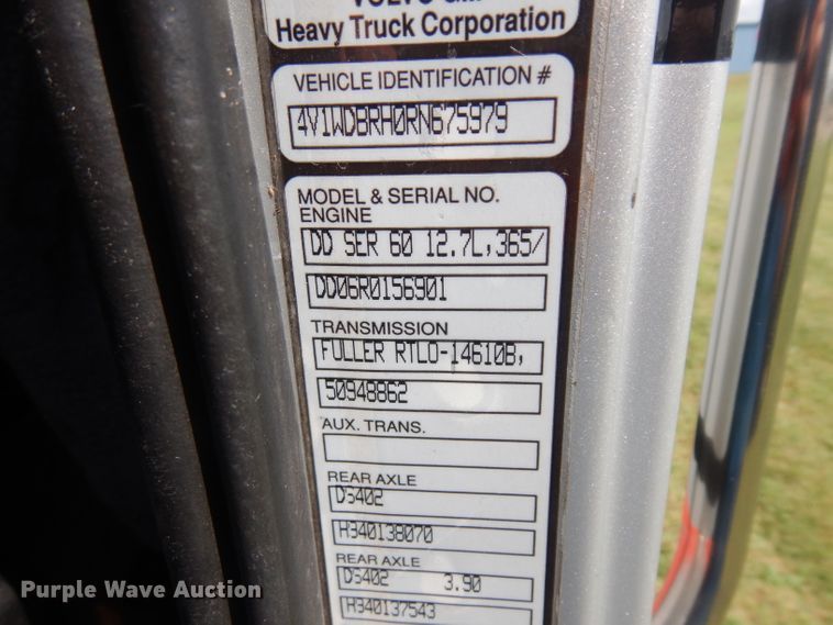 image for item GI9266 1994 White GMC WIA semi truck