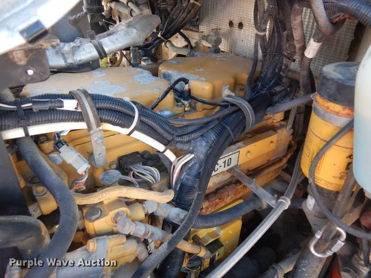 image for item GI9326 1998 Kenworth T800B semi truck