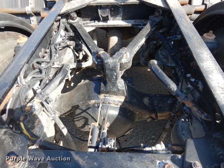 image for item GI9326 1998 Kenworth T800B semi truck