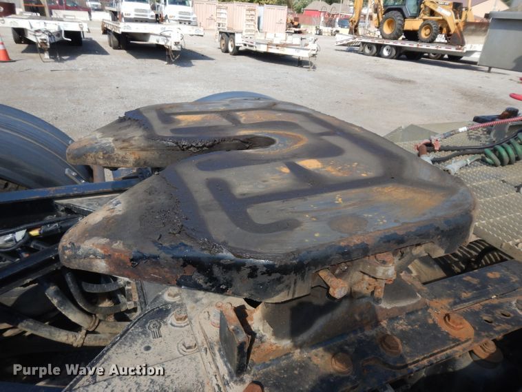 image for item GI9326 1998 Kenworth T800B semi truck