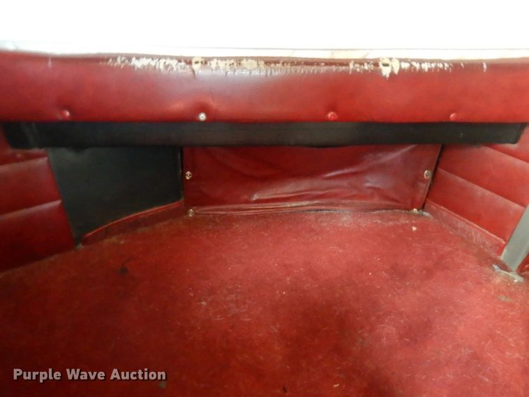 image for item GI9338 2000 Peterbilt 379 semi truck