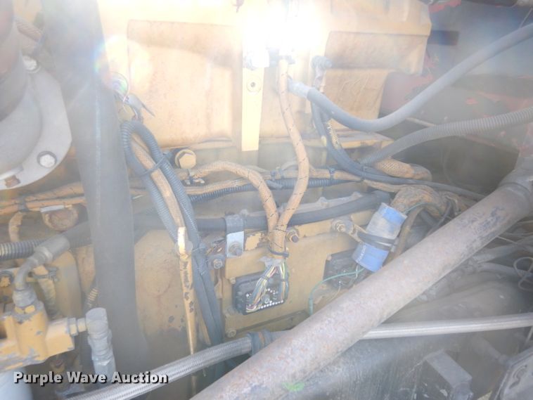 image for item GI9338 2000 Peterbilt 379 semi truck