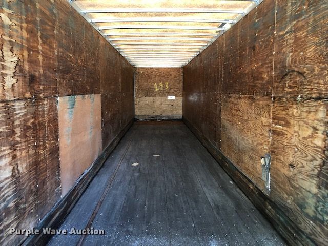 image for item H1009 1997 Stoughton dry van trailer