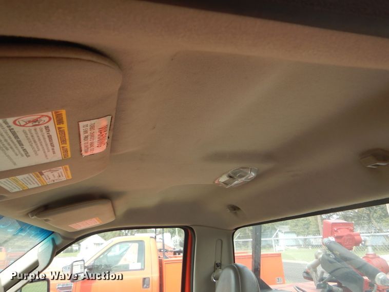 image for item DB4975 2008 Ford F250 Super Duty utility bed pickup truck