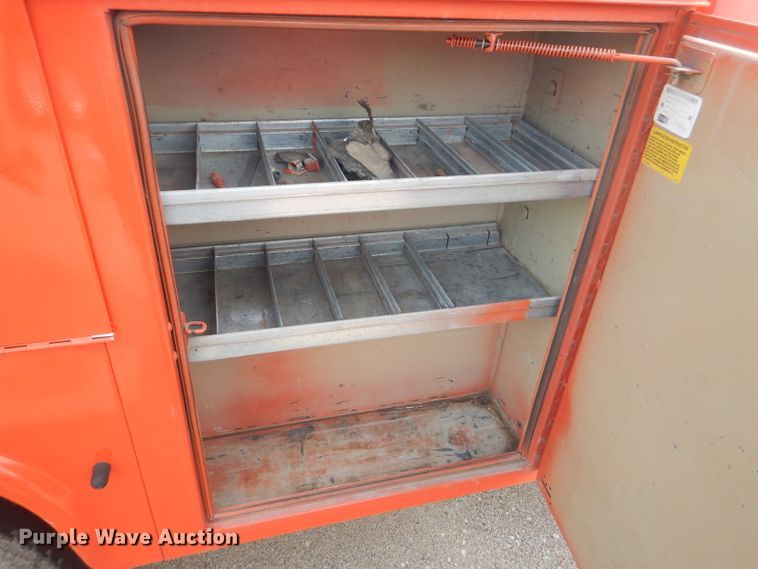 image for item DB4975 2008 Ford F250 Super Duty utility bed pickup truck