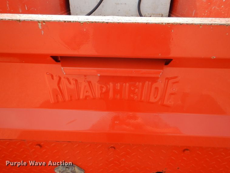 image for item DB4976 2008 Ford F250 Super Duty utility bed pickup truck