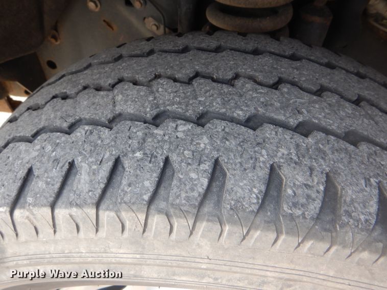 image for item DB4976 2008 Ford F250 Super Duty utility bed pickup truck