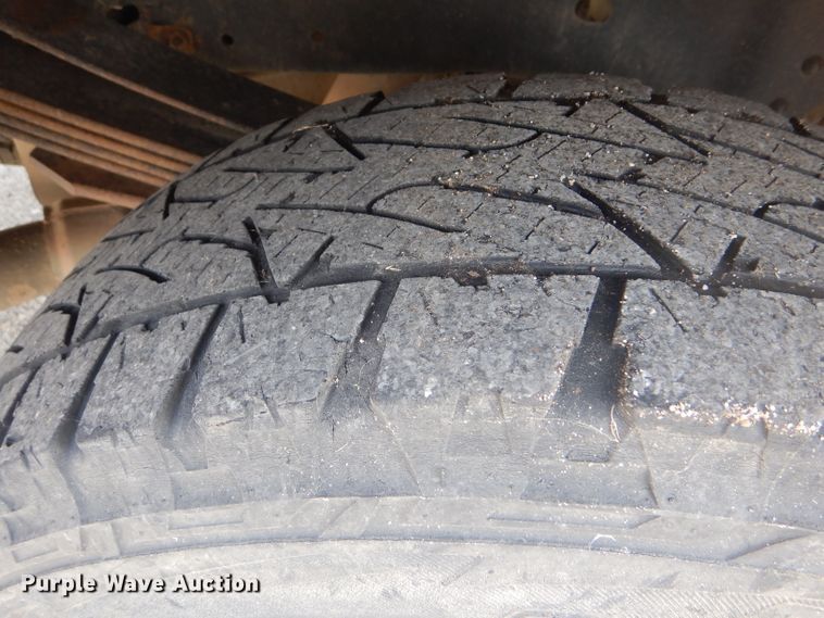 image for item DB4976 2008 Ford F250 Super Duty utility bed pickup truck