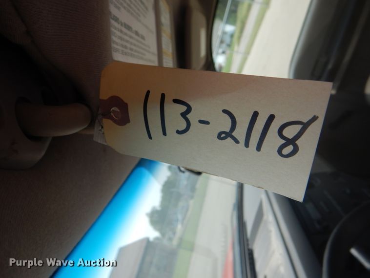 image for item DB4976 2008 Ford F250 Super Duty utility bed pickup truck