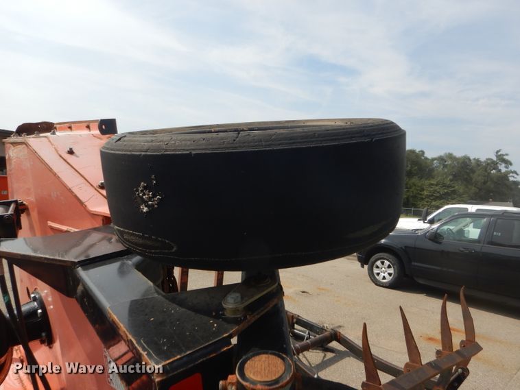 image for item DB4978 2011 Land Pride RCBM6610 rotary mower