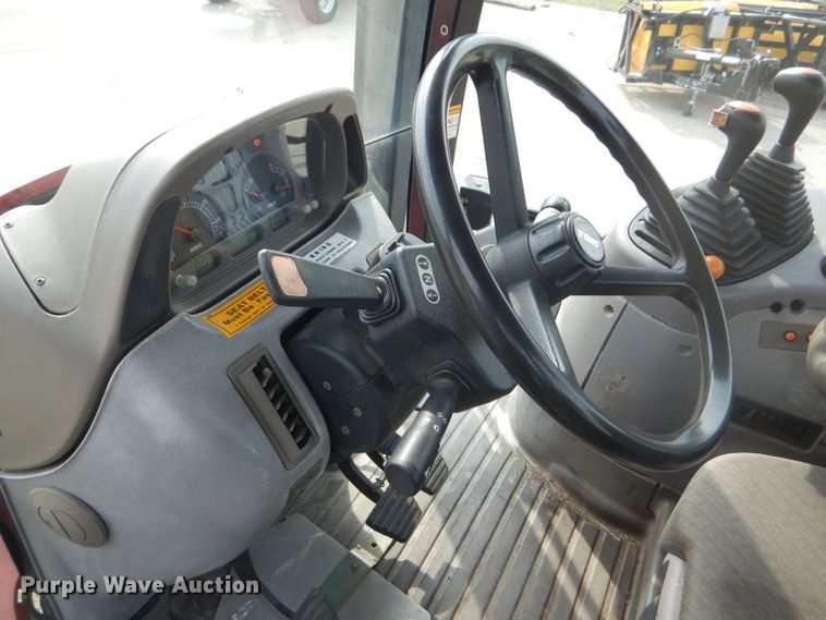 image for item DB4979 2004 Case MXU-100 tractor