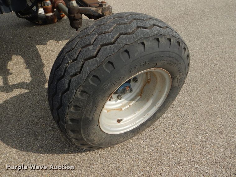 image for item DB4979 2004 Case MXU-100 tractor