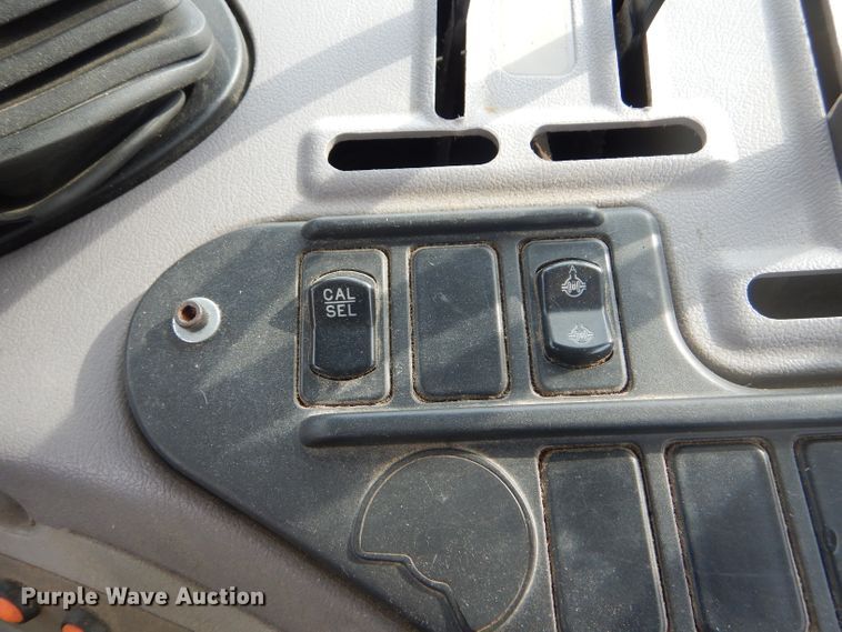 image for item DB4980 2004 Case MXU-100 tractor