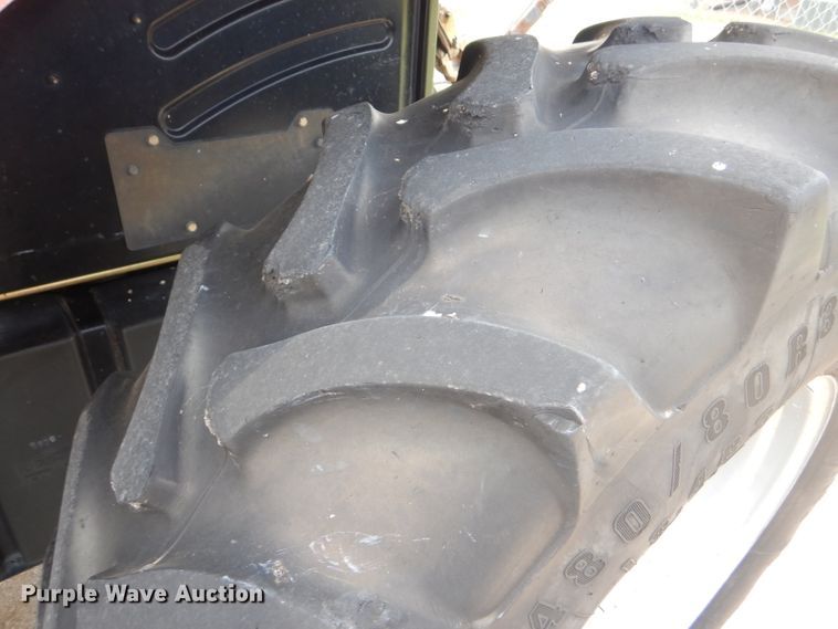 image for item DB4980 2004 Case MXU-100 tractor