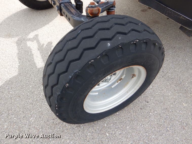 image for item DB4980 2004 Case MXU-100 tractor