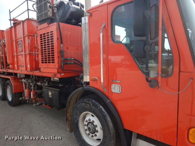 image for item DB4983 2003 Sterling Condor paint striping truck