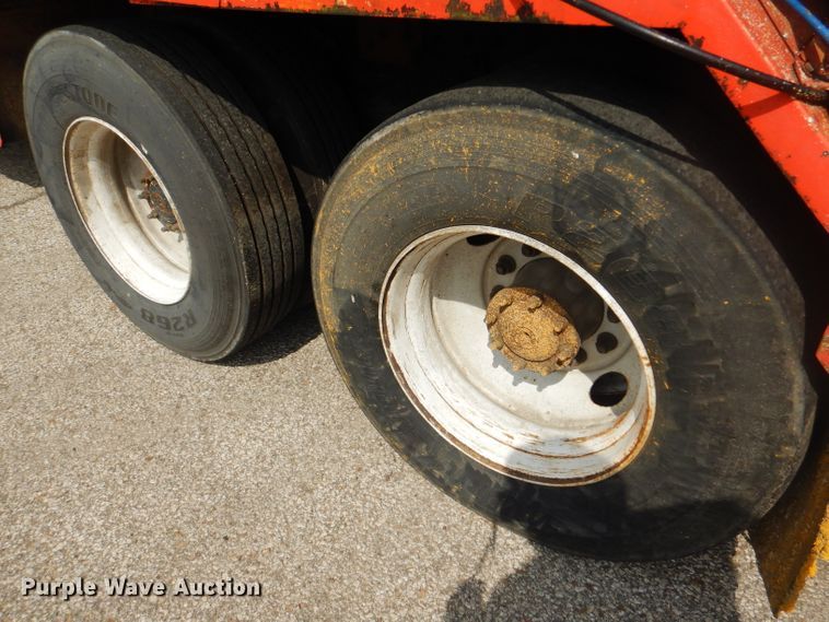 image for item DB4983 2003 Sterling Condor paint striping truck