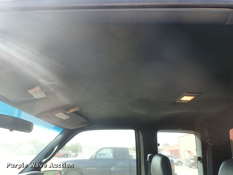 image for item DE1073 1998 Chevrolet C1500 Ext. Cab pickup truck