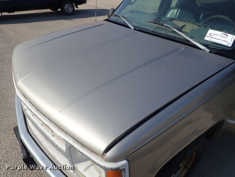 image for item DE1073 1998 Chevrolet C1500 Ext. Cab pickup truck